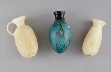 Tres contenedores cosméticos de la tumba G.37, Jericó, c.1800-1700 a.C.